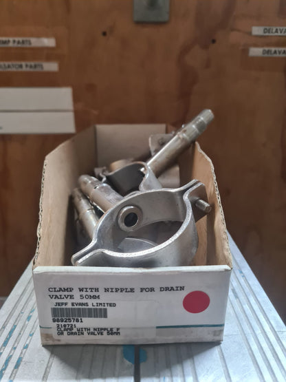 Rural - Clamp with nipple for drain valve